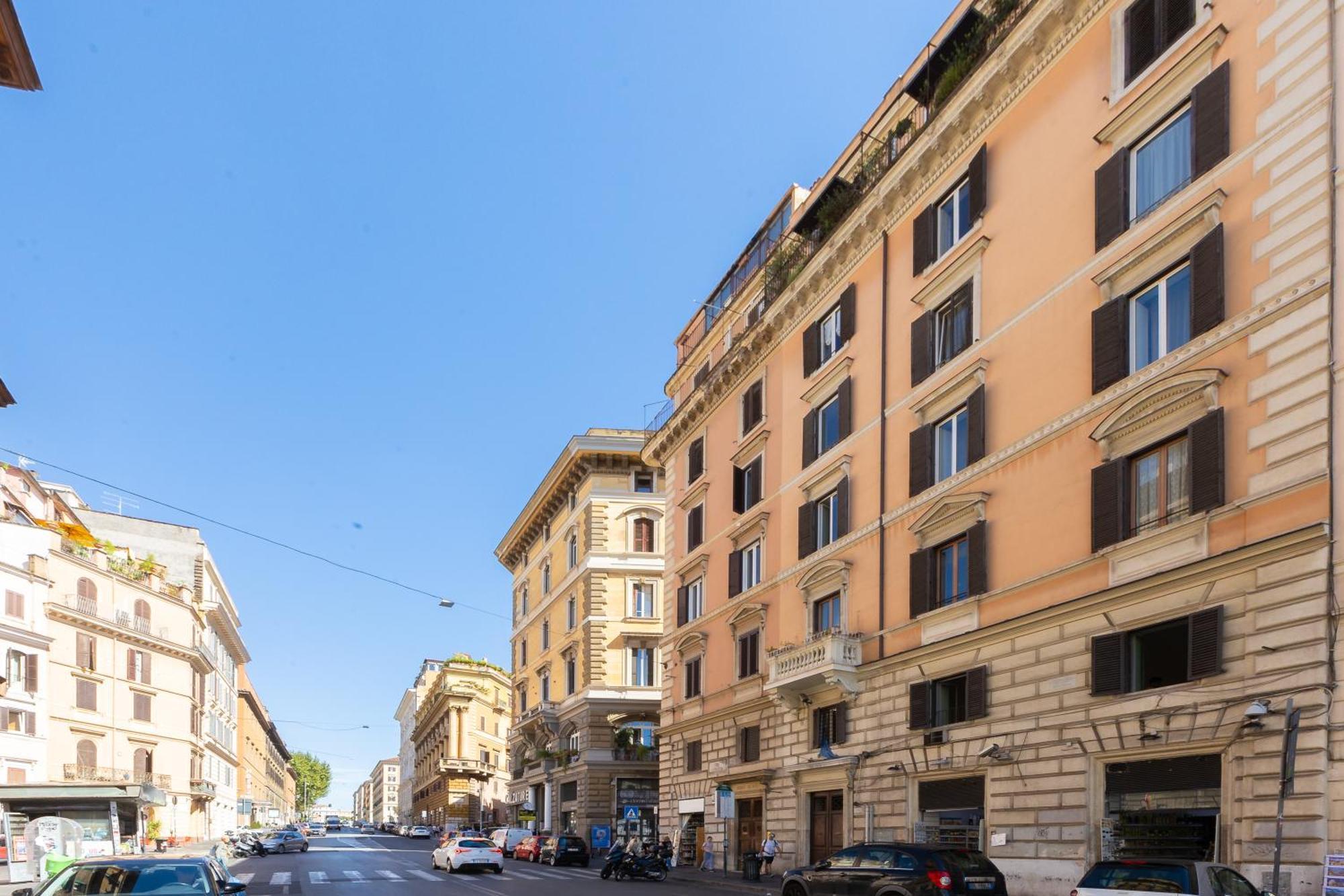 La Dolce Vita Cavour Rome Luaran gambar